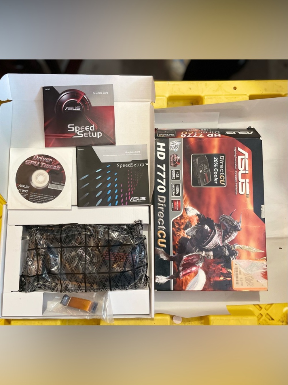 ASUS Radeon HD 7770 DirectCU graphics card. - Picture 2 of 7